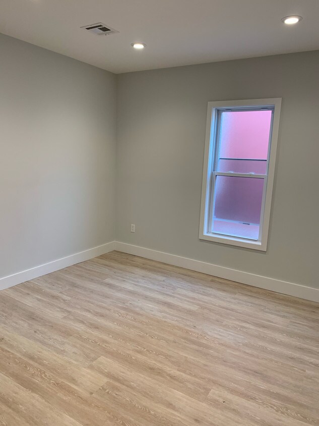 Foto principal - 186 Gregory Ave