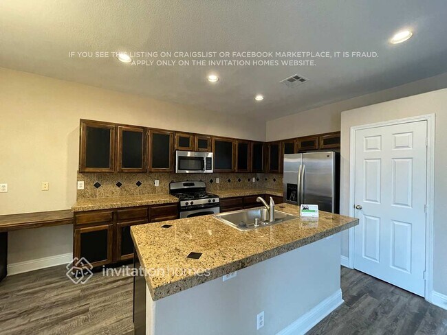 Foto del edificio - 5201 Wapiti Point Ct