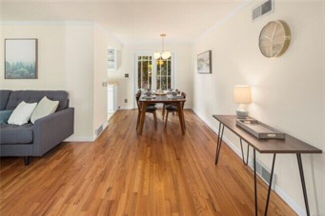 Foto del edificio - 3247 NE 97th St