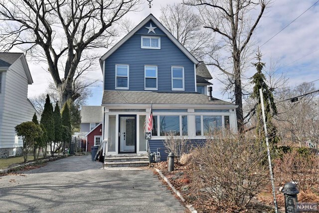 Primary Photo - 3 S Magnolia St