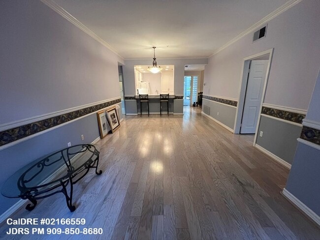 Building Photo - Price Lowered! Irvine 2 Bedroom Condo