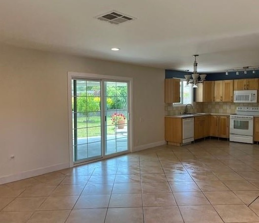 Foto del edificio - 22648 Mobile St