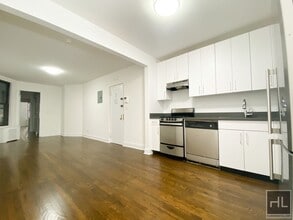 Building Photo - EAST 89TH STREET