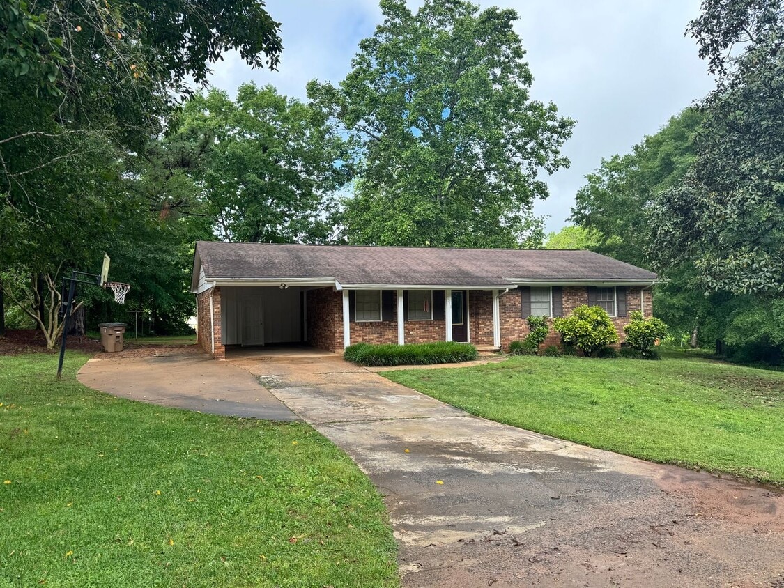 Primary Photo - 3018 Delano Pl