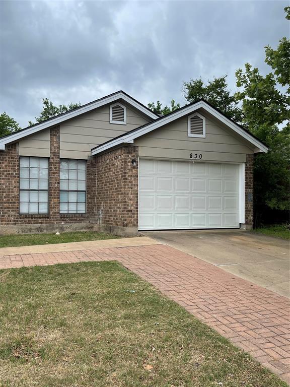 Building Photo - 830 Mica Ln