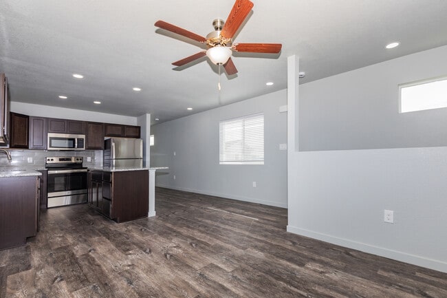 Building Photo - Cottages at Chapel Heights