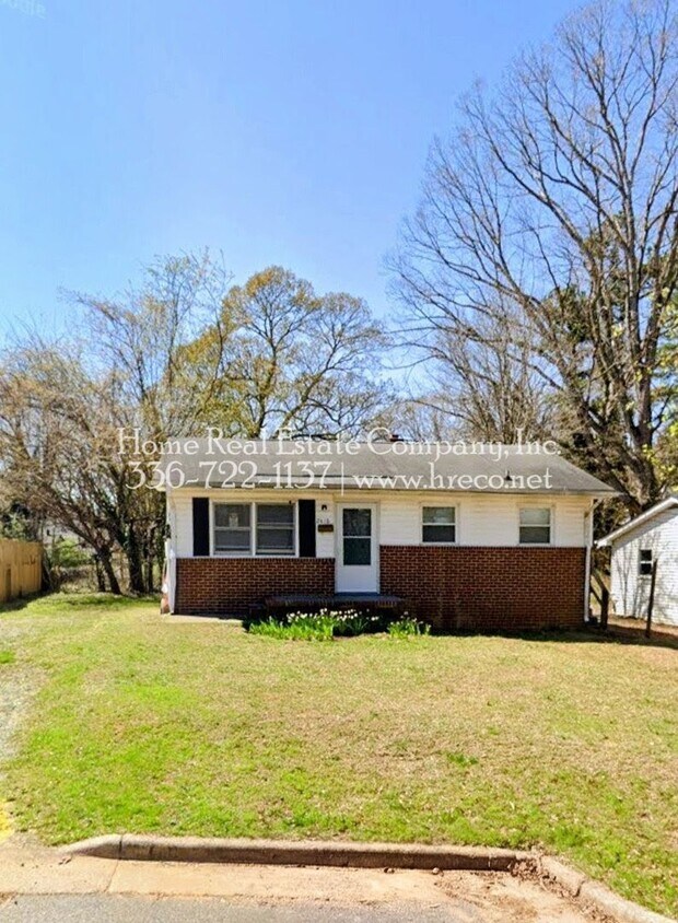 Photo - 2418 Newark Street