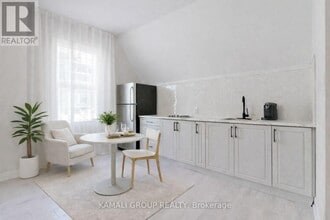 Building Photo - 93 McMillan Dr