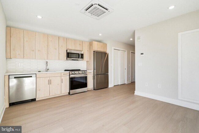 Foto del edificio - 922 N Broad St