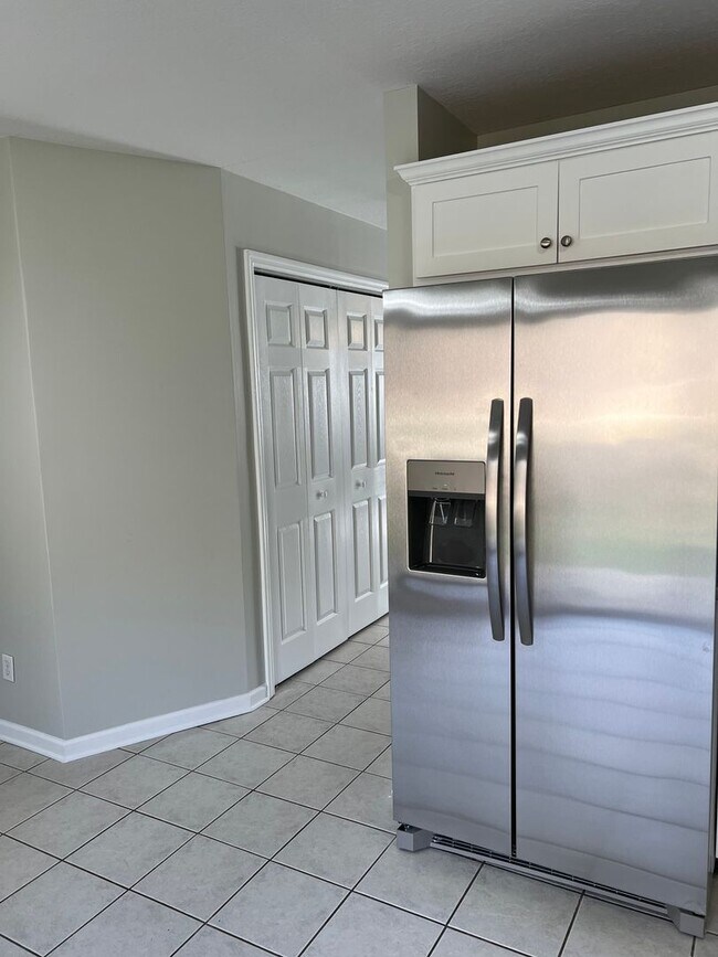 Foto del edificio - Red Bank Townhome