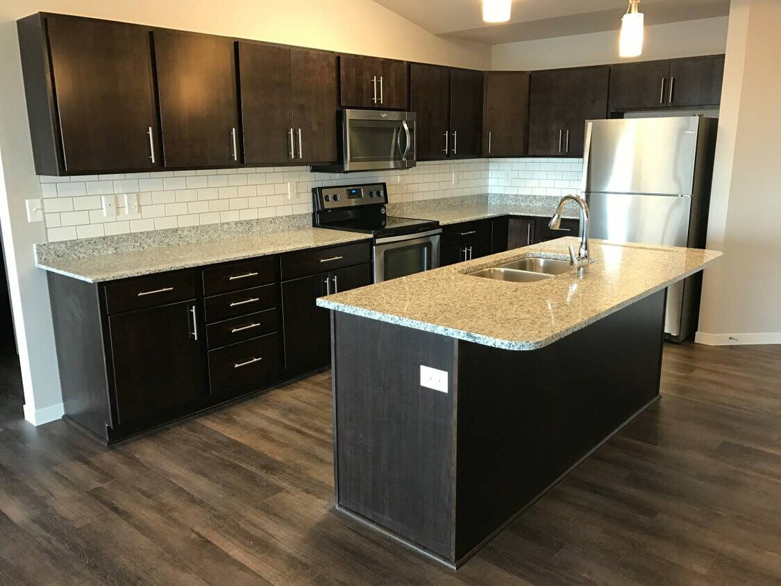 Grayhawk Apartments 4561 Urban Plains Dr Fargo, ND Apartments for