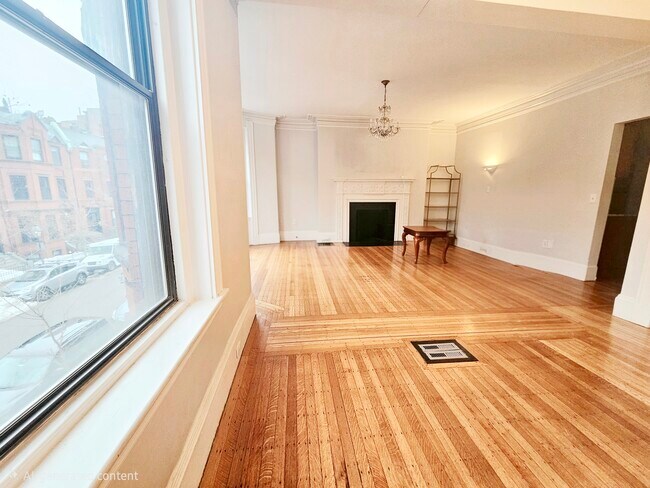 Foto del edificio - 425 Marlborough St