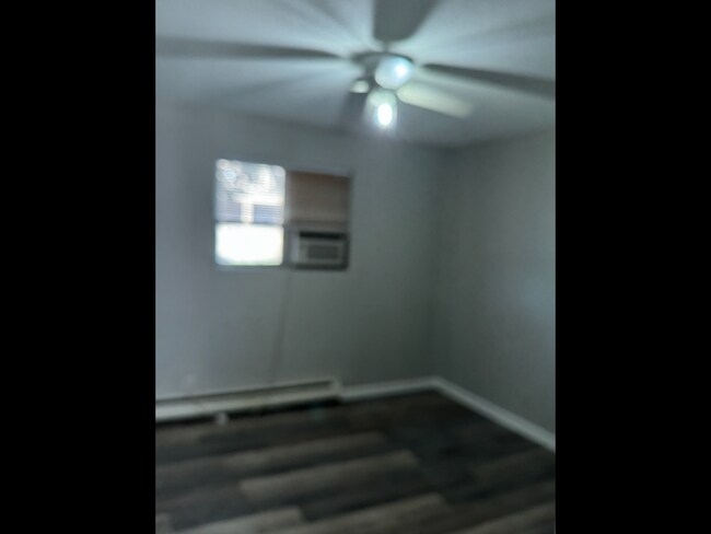 Building Photo - 276 White Bridge Pike