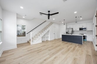 Building Photo - 3327 Cornell St