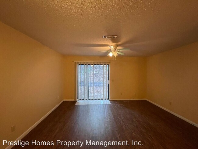Foto del edificio - 2 br, 1.5 bath House - 204 Candlebrook Drive