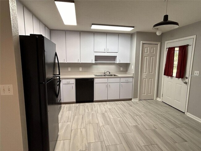 Foto del edificio - 911 NW 4th Ave