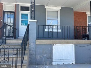 Building Photo - 606 N 55th St
