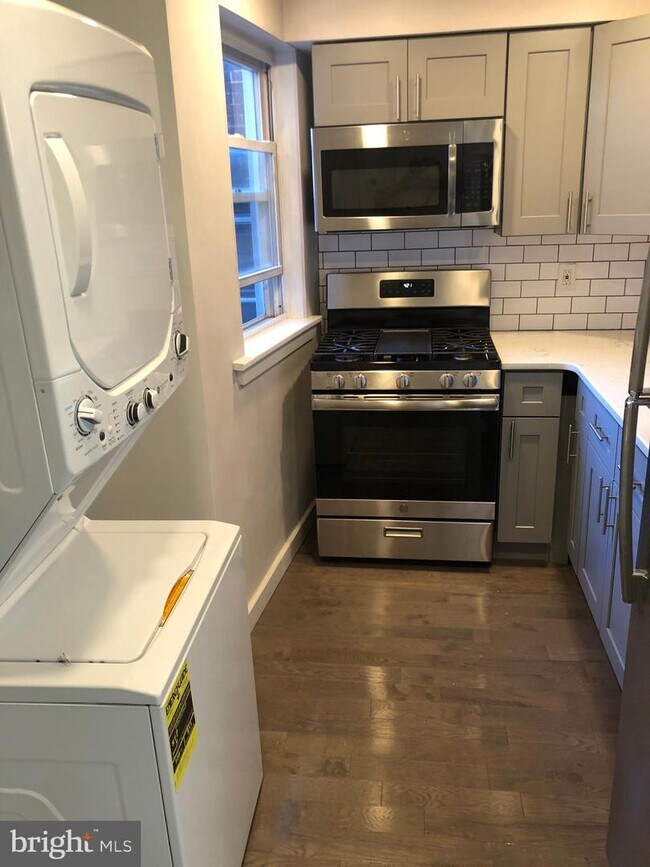 Foto del edificio - 343 Christian St