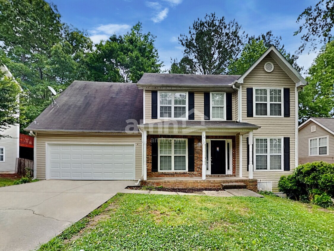 Foto principal - 1012 Simon Park Circle