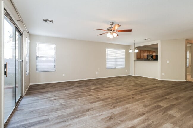 Building Photo - 11240 E Sunland Ave