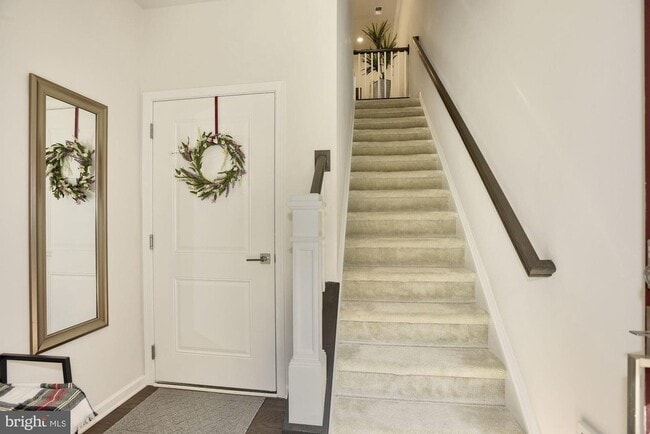 Photo - Elevated Living in The Ridges: A Worthingt... Apartment