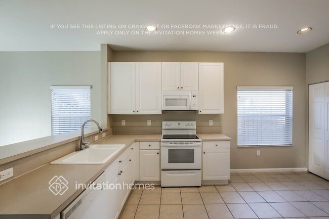 Foto del edificio - 2188 N 72nd Terrace