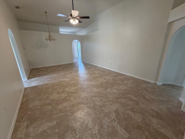 Building Photo - 3015 Elbib Dr