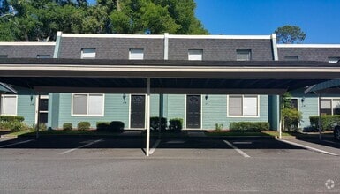 Building Photo - 501 SW 75th St
