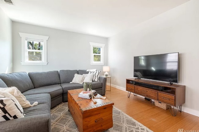 Photo - 8547 16th Ave NW House