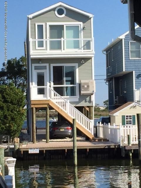 Primary Photo - 221 O St