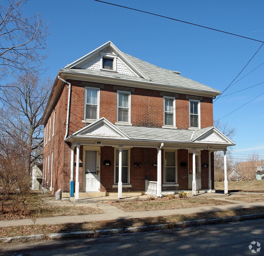 Building Photo - 131 Glencoe Ave