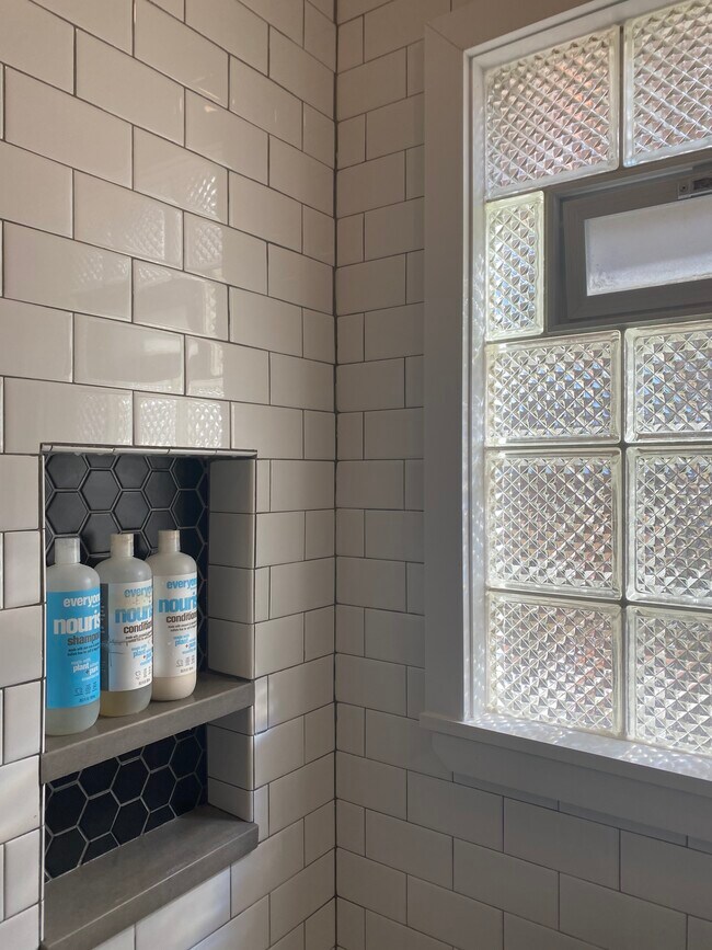 Foto del edificio - 310 Palomino Ln