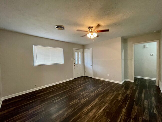 Foto del edificio - 1226 SW 5th St
