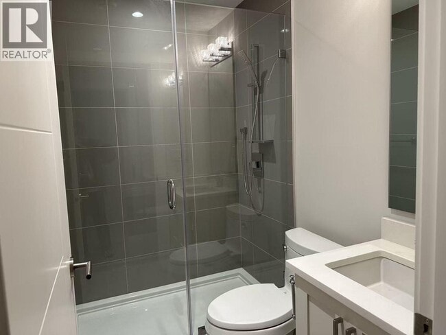 Photo du bâtiment - Ground Level-12xx FULTON AVENUE