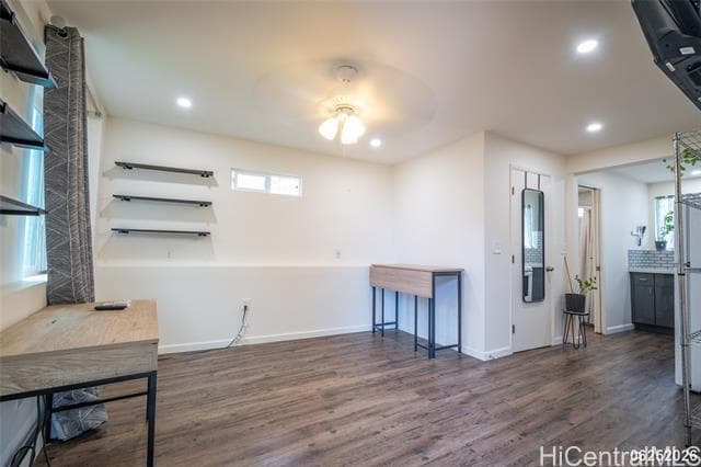 Building Photo - 99-1056-1056 Manako Pl