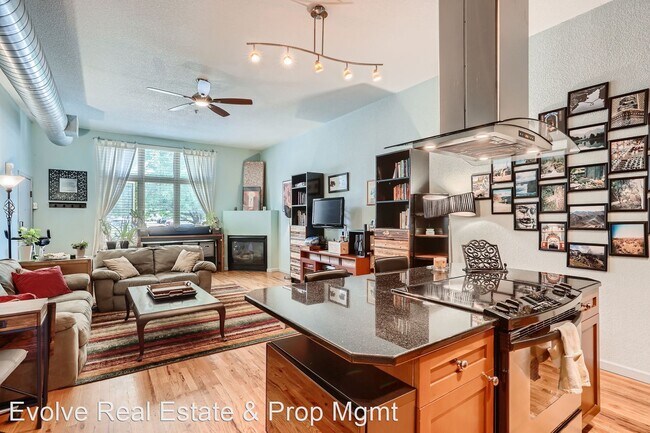Foto del edificio - 1 br, 1 bath House - 7525 E 1st Pl #1103