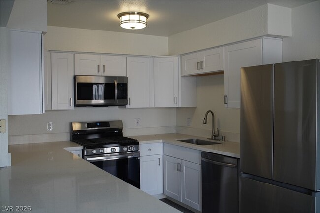 Building Photo - 1722 E University Ave.