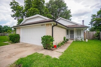 Building Photo - 10834 Parkland Woods Dr