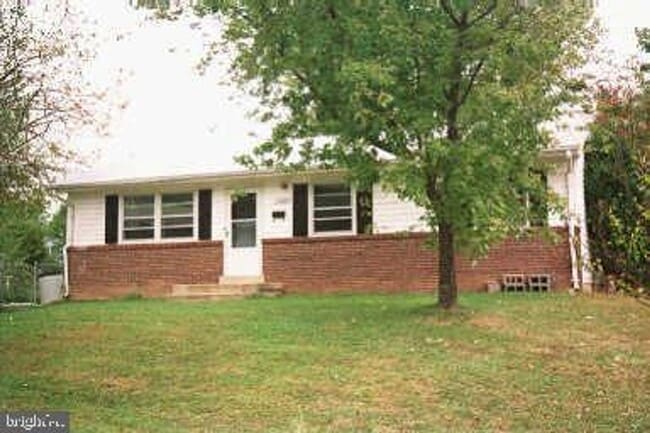 Foto del edificio - 13205 Hampshire Ct