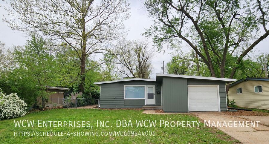 Primary Photo - 5443 SW 17th St