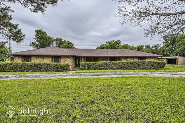 Building Photo - 1090 Ashford Ln