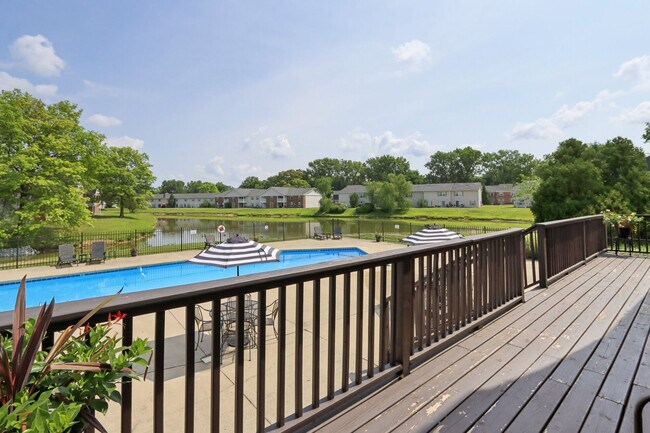 Foto del edificio - Castleton Manor Apartments