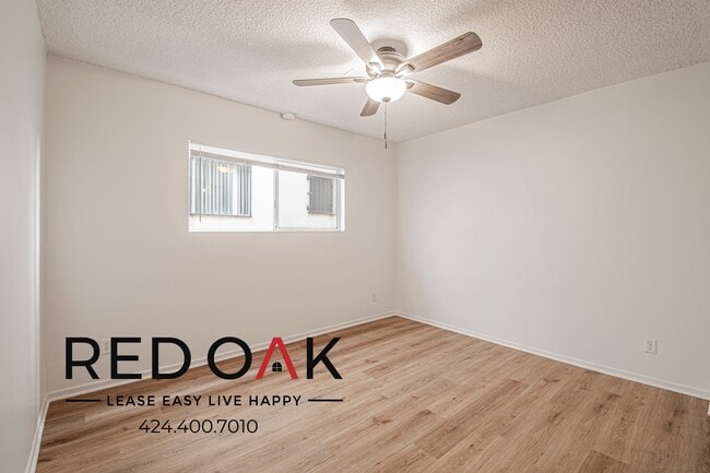 Building Photo - 916 S Carondelet St