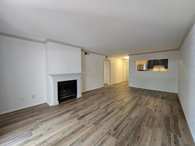 Foto del edificio - 663 Bishops Lodge Rd