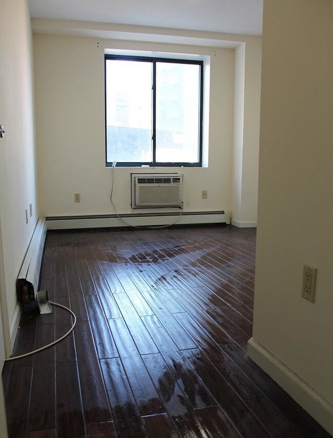 Foto del edificio - 4261 Hunter St