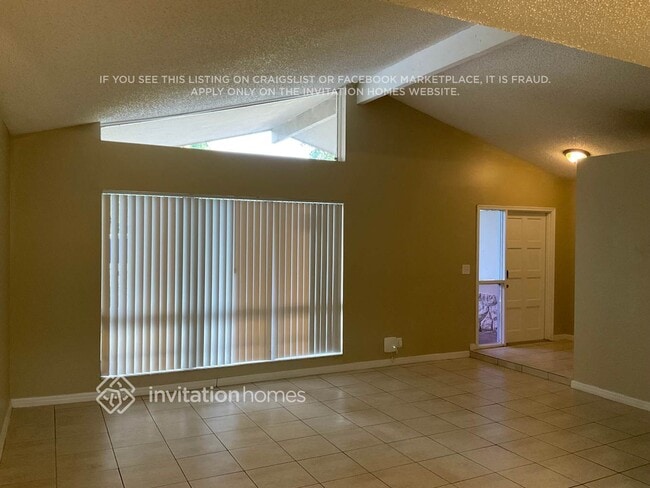 Building Photo - 10851 NW 32nd Ct