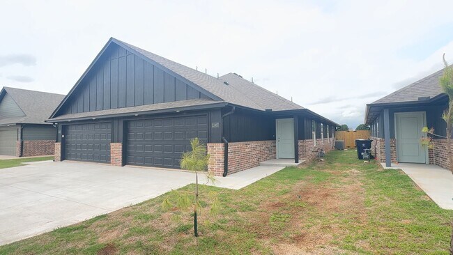 Foto del edificio - Welcome to Brand New Masonwood featuring this 3 Bedroom 2 Bath 2 Car Garage Duplex in a Great loc...