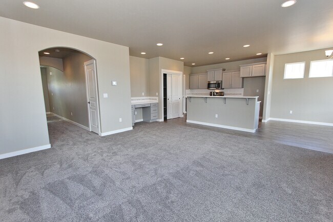 Foto del edificio - 12352 W Irving St