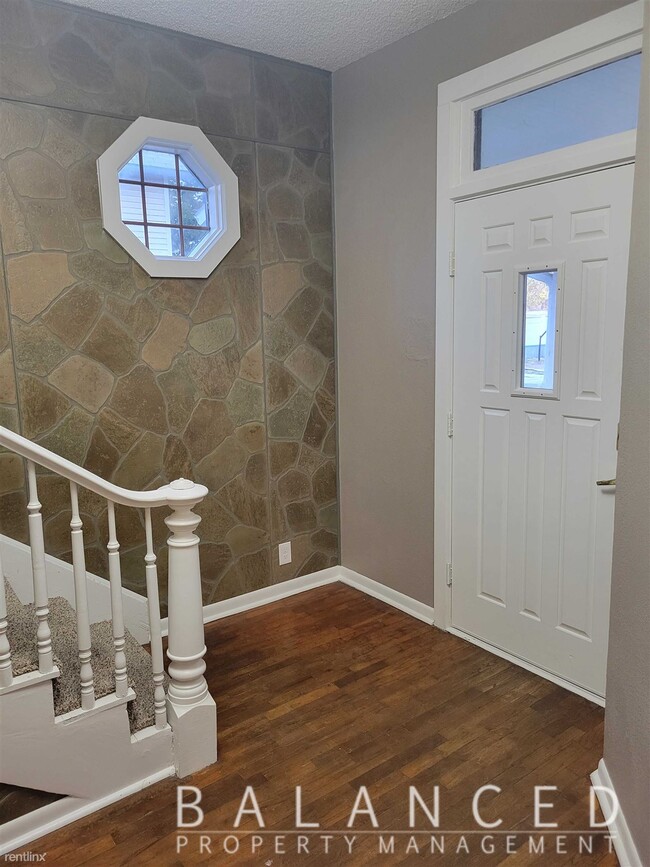 Foto del edificio - 3 br, 1.5 bath House - 619 SE California Ave