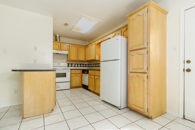 Foto del edificio - 1107 Stonehaven Blvd